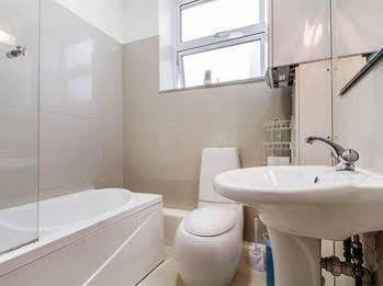 Windsor Holiday Apartments ลอนดอน ภายนอก รูปภาพ